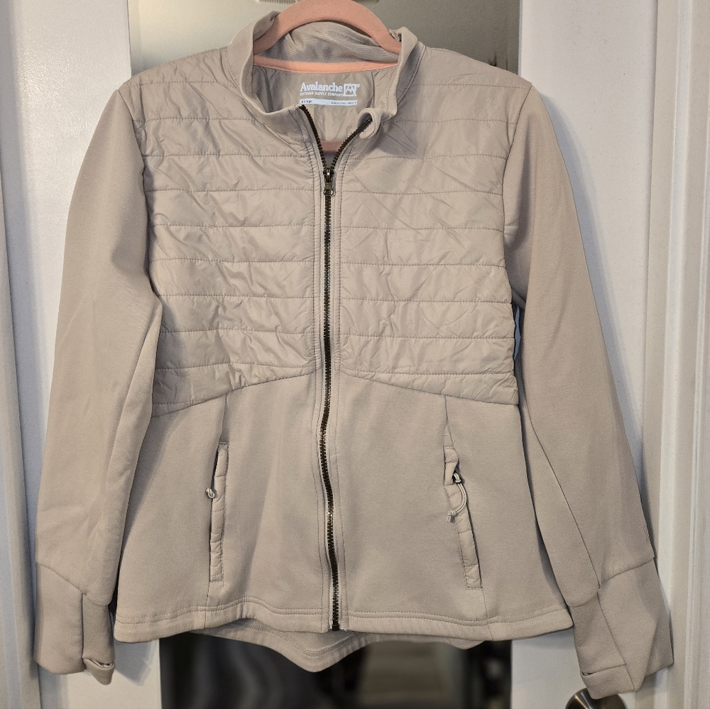 Avalanche Women's Cream Jacket